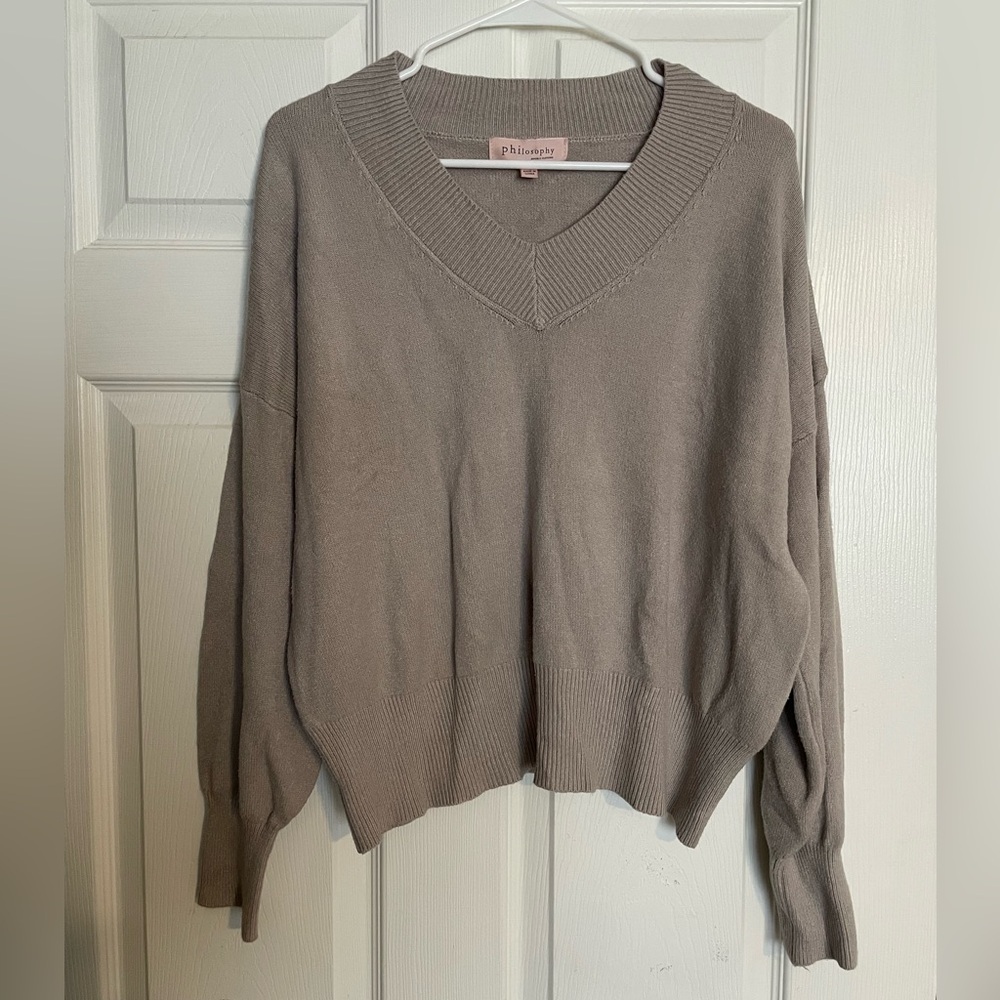 Philosophy Taupe V-Neck Crop Sweater Size XL